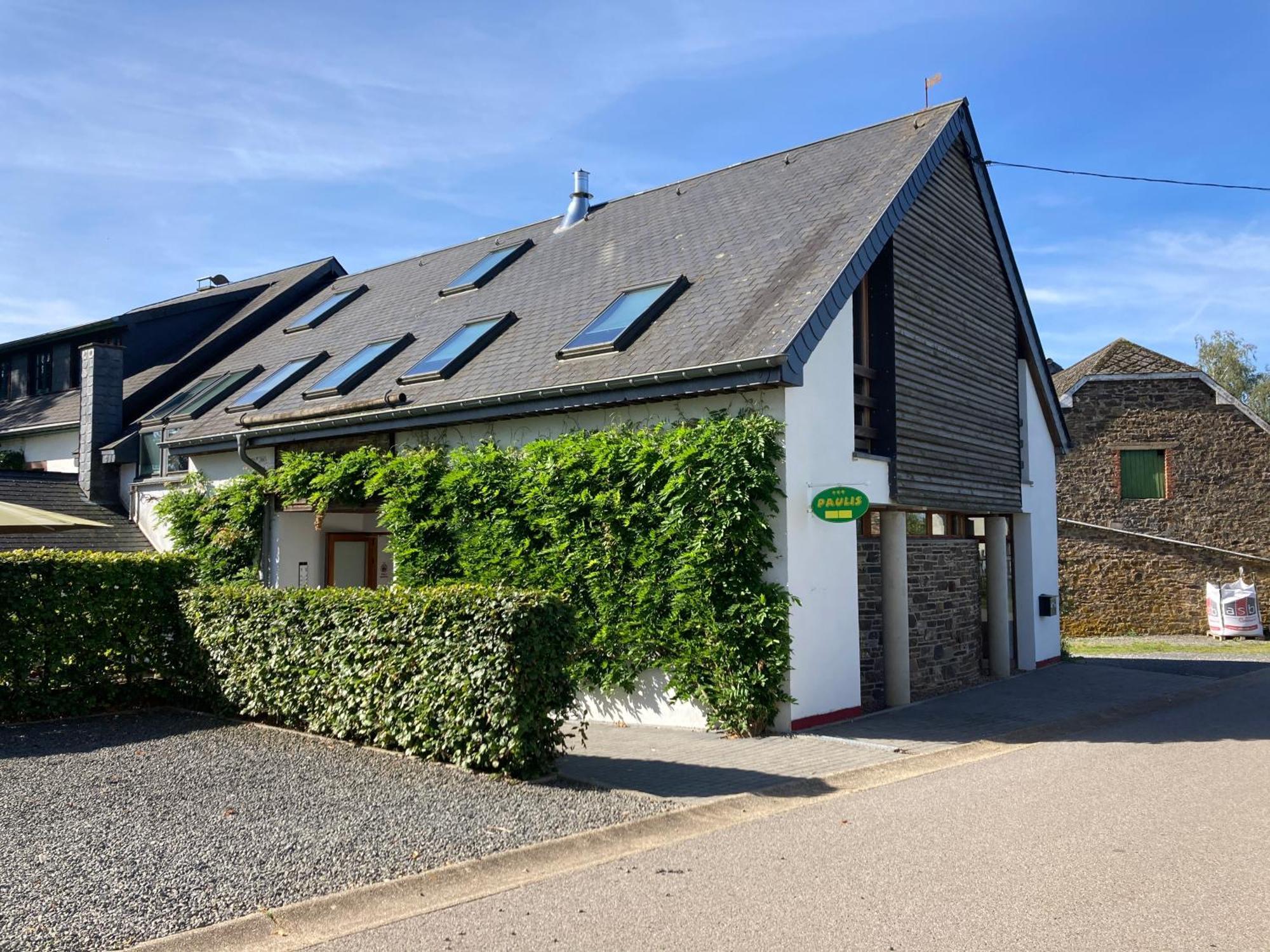 Paulis Cozy 4-Bedroom Vacation Home - With 4 Bathrooms Sun Terrace & Sauna, Nice To Hike & Bike, To Chil & Meet Büllingen Exterior foto